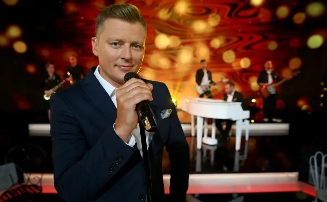 Plotki się potwierdziły. Rafał Brzozowski jedzie na Eurowizję 2021