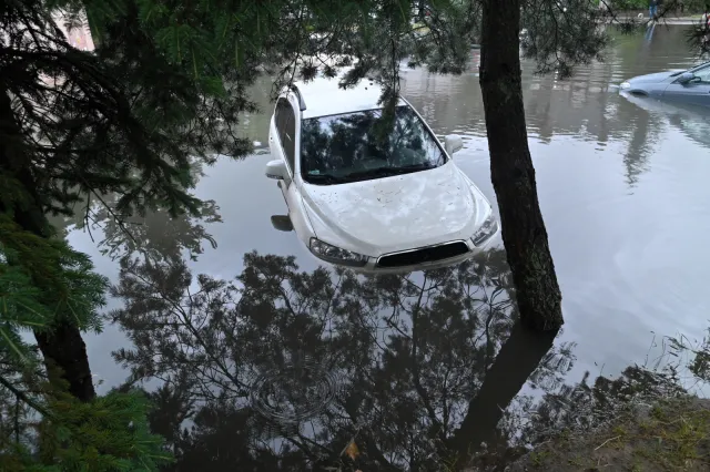 Potężne burze z ulewami w Białymstoku. Spadło 26 litrów deszczu