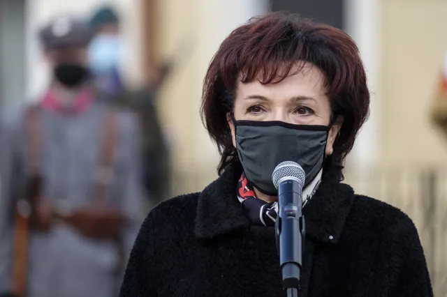 PiS przegrał w Sejmie. Witek: Okazało się, że chyba za szybko czytam