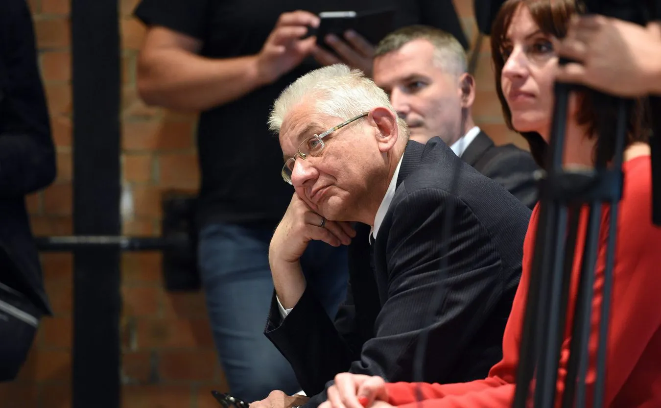 Ludwik Dorn: Kolejna odsłona mafijnej wojny [OPINIA]