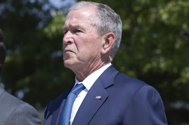 George W. Bush: Wycofanie wojsk z Afganistanu łamie mi serce