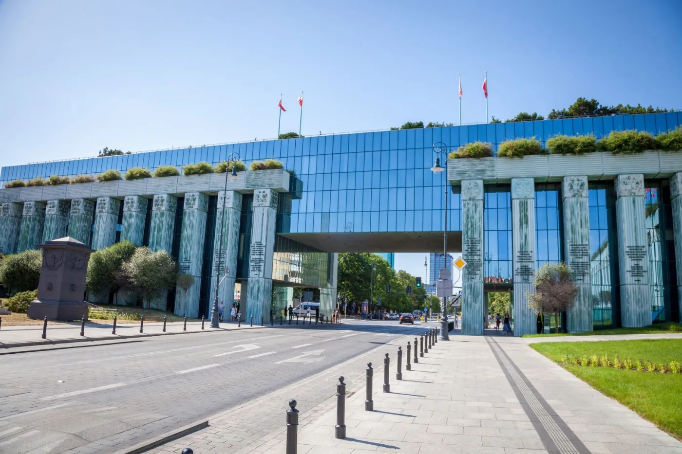 SN rozpatruje protesty wyborcze. Precedens "wyższego wykształcenia" Kwaśniewskiego będzie miał znaczenie?