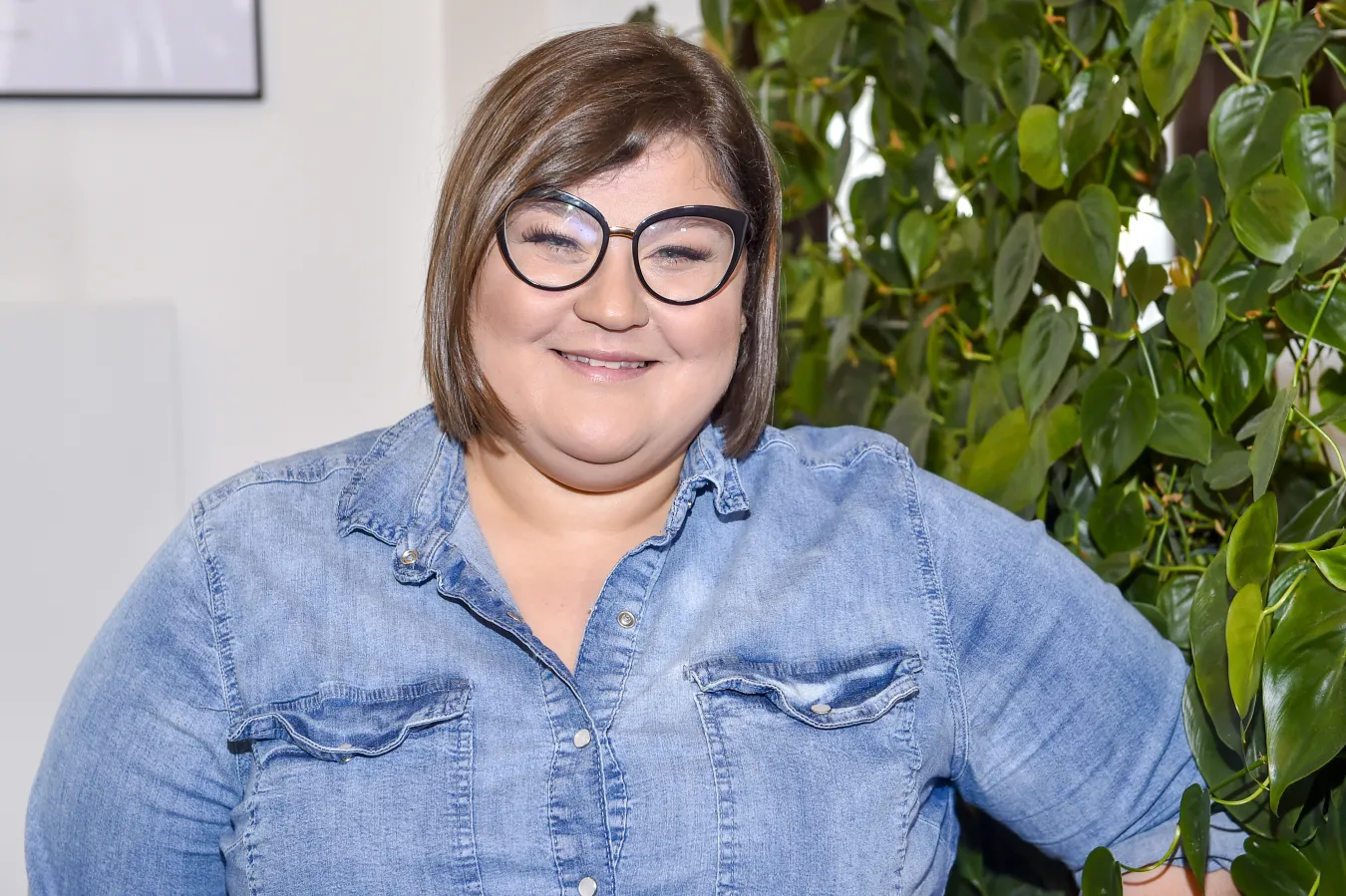 Gwit pozuje w kostiumie kąpielowym. "Wstyd? W d**ie to mam"