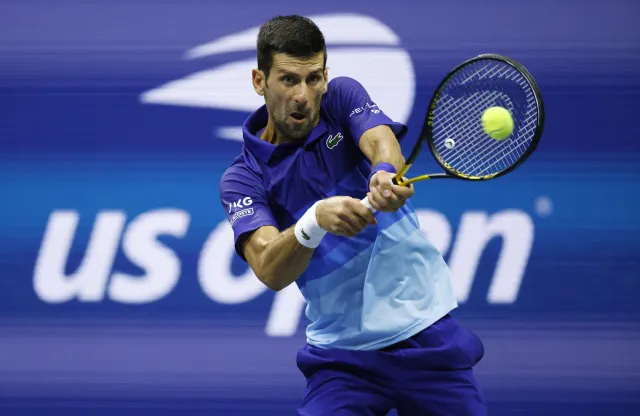 Novak Djokovic w półfinale, dwa kroki do historycznego osiągnięcia