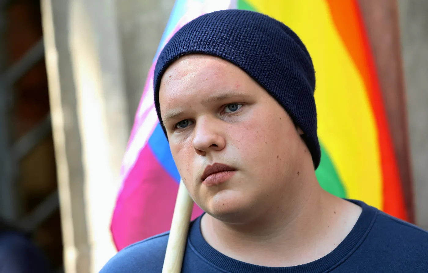 Siostrzeniec premiera: Chcę czuć, że nikt nie da mi w mordę, gdy będę szedł z chłopakiem za rękę