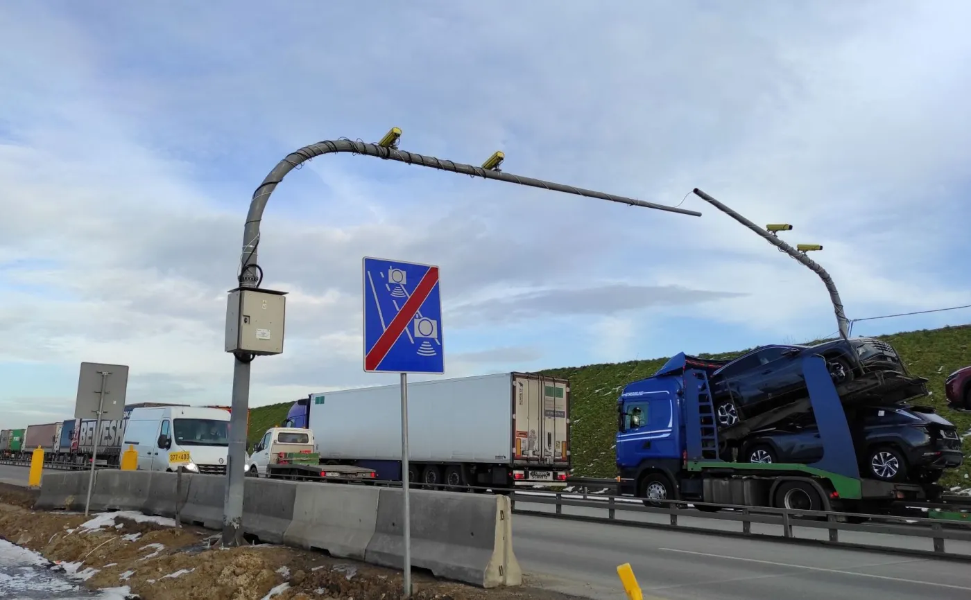 Odcinkowy pomiar prędkości znika z A1. Mandaty posypią się w nowej lokalizacji