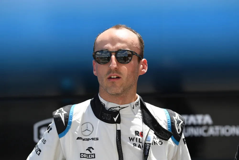 Formuła 1. Kubica szósty na treningu