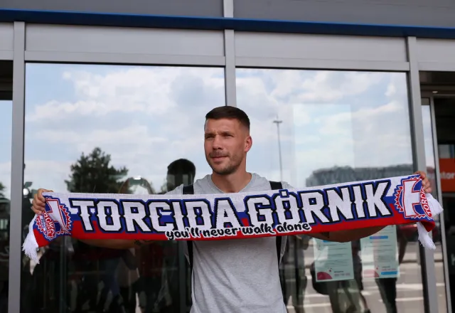 Podolski na kwarantannie w Niemczech po pozytywnym wyniku testu