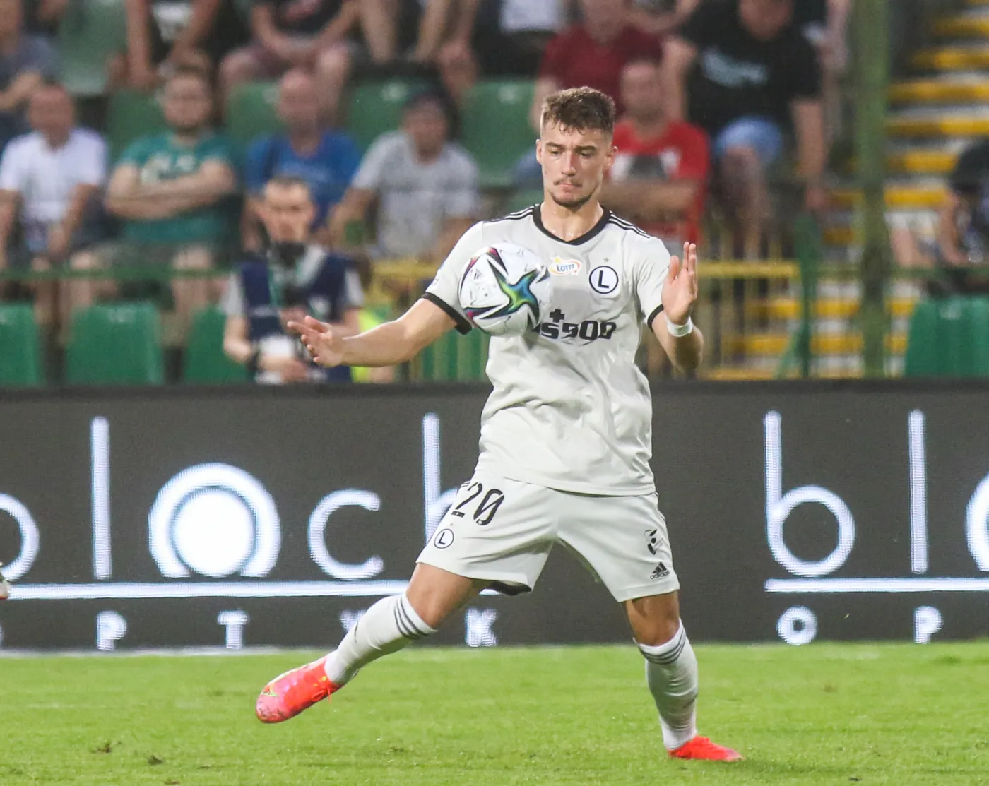 Piłkarz Legii Warszawa w kadrze Albanii na mecz z Polską