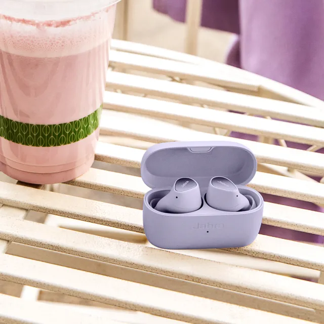 Jabra Elite 3. Duńska firma pokazuje, że dobre "pchełki" nie muszą kosztować fortuny