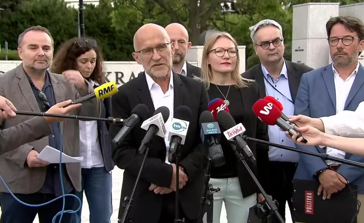 "Apelujemy do rządu, by dopuścił media do rejonu objętego stanem wyjątkowym". Oświadczenie mediów