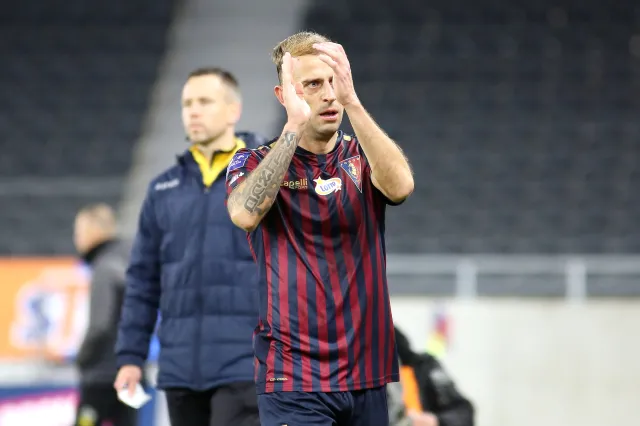 Słodko gorzki mecz Grosickiego. Gol i kontuzja piłkarza Pogoni [WIDEO]