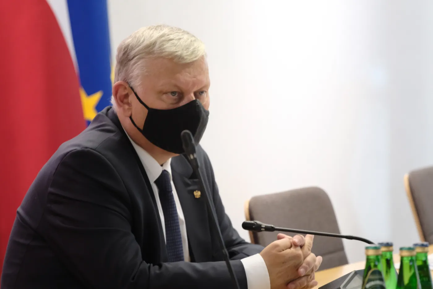 Suski: Tusk chyba ma jakiś przeciek, że jednak Polska te pieniądze dostanie