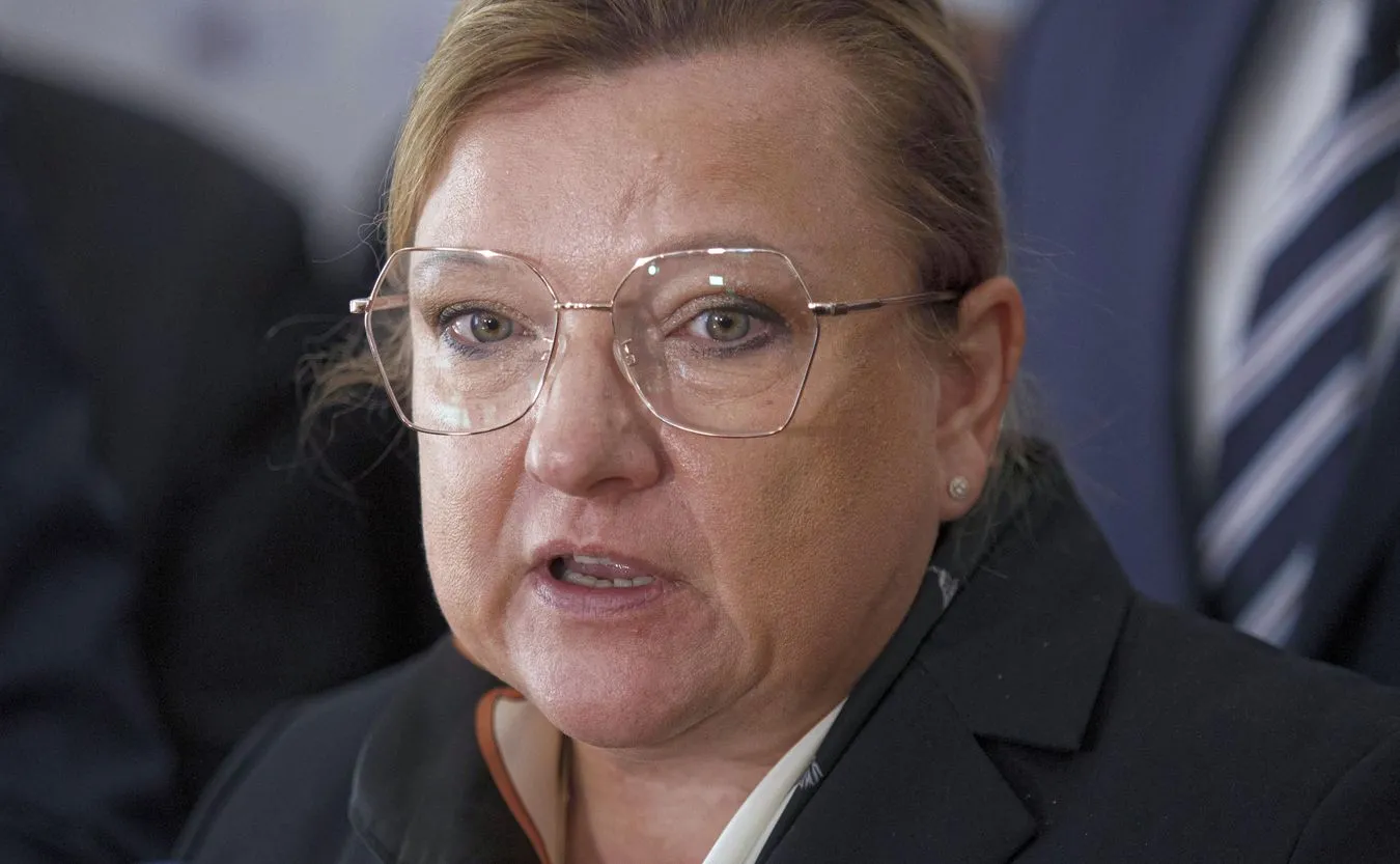 Kempa: Kobiety nie będą garnąć się do polityki, jeśli język będzie tak agresywny