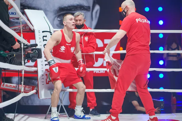 MŚ w boksie. Damian Durkacz awansował do 1/8 finału