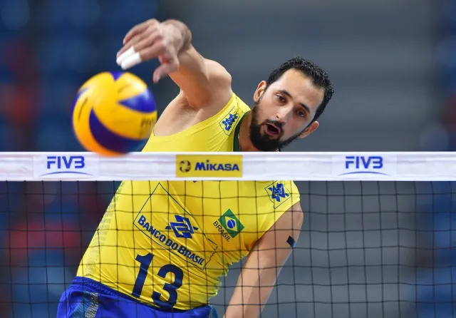 Mistrz olimpijski wyrzucony z klubu i reprezentacji. To kara za homofobię