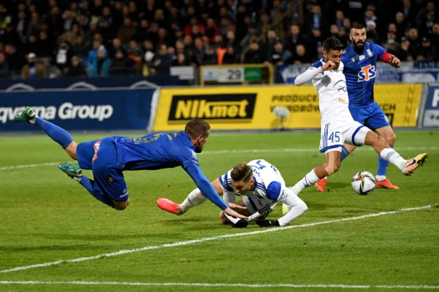 Sensacja w Mielcu. "Kolejorz" zatrzymany przez Stal [WYNIKI I TABELA]