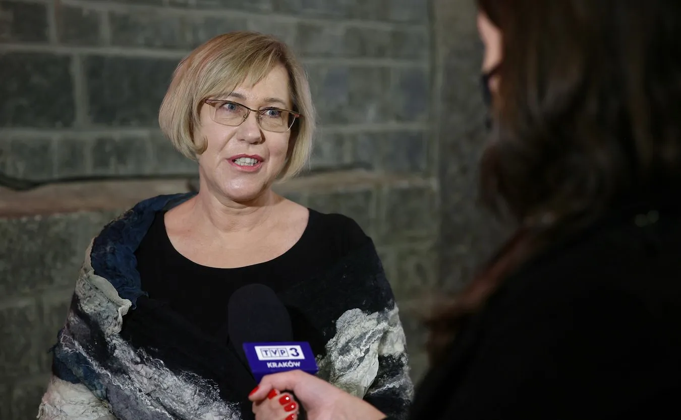 Kurator Nowak wzywała do bojkotu "Dziadów". Bilety wyprzedane do stycznia