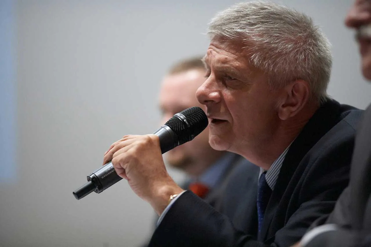 Wcześniejsze wybory? "Karpie nie głosują za przyspieszeniem Wigilii"