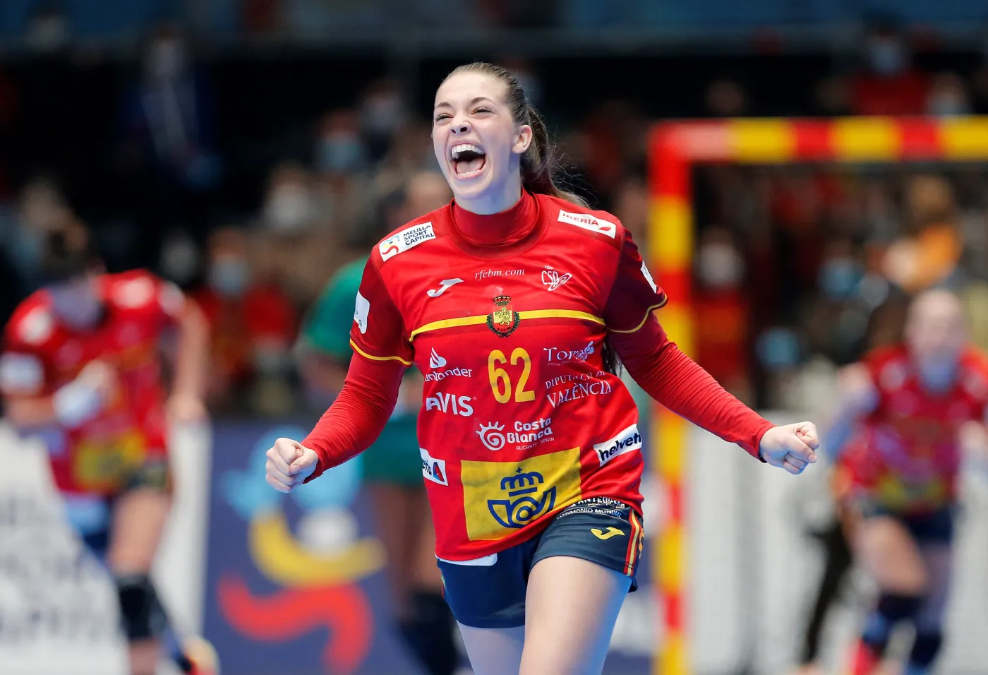 MŚ piłkarek ręcznych. Hiszpania i Dania bez porażki w drugiej fazie