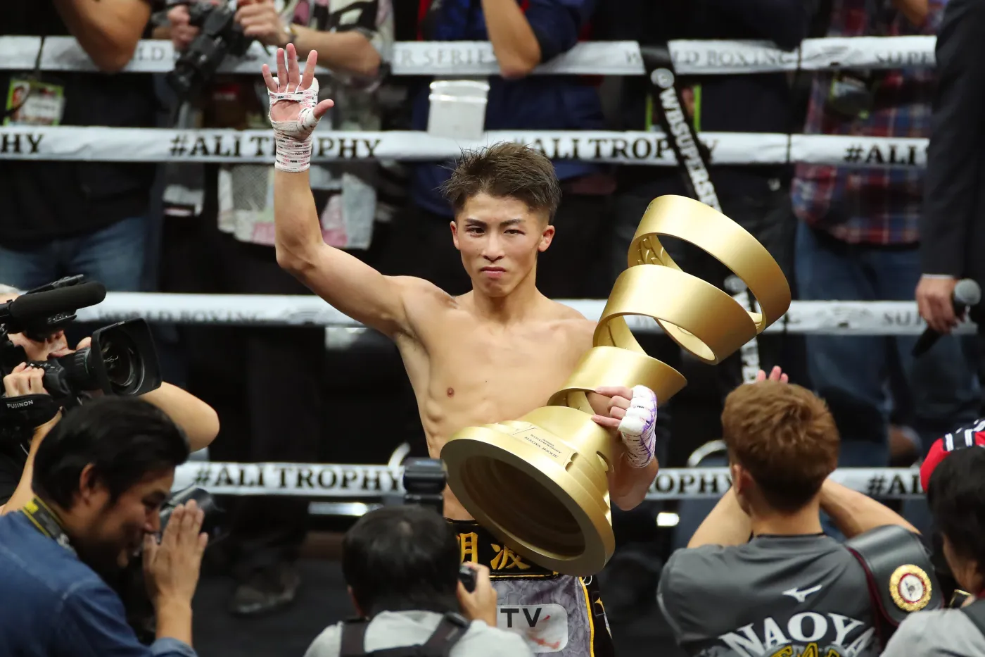 Naoya Inoue wciąż niepokonany. Japończyk obronił pasy WBA i IBF