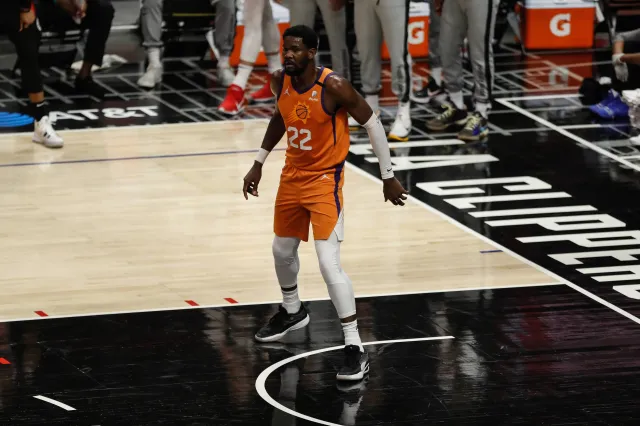 Liga NBA. Suns nie do zatrzymania. W hicie pokonali Warriors