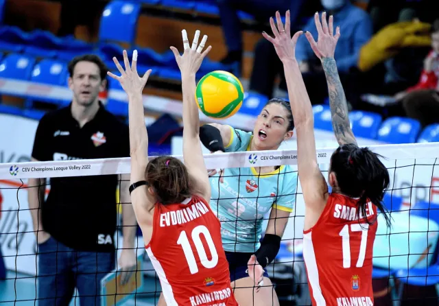 LM siatkarek. Zwycięstwo Developresu w starciu niepokonanych drużyn