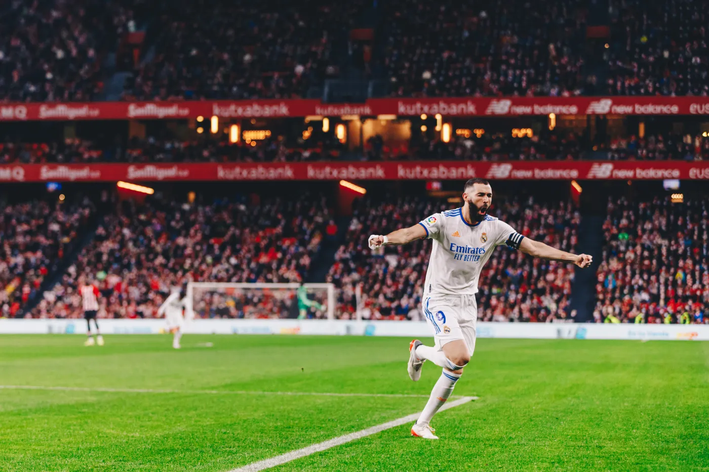 Arcyważna wygrana Realu w Bilbao. Benzema ojcem sukcesu "Królewskich"