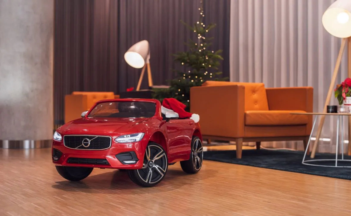 Volvo S90 jako elektryczny samochód dla dziecka