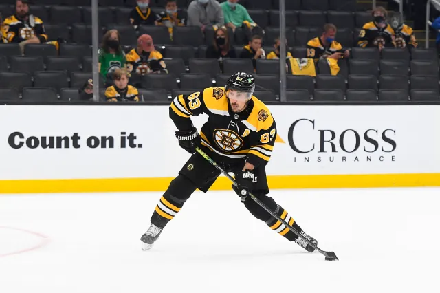 NHL. Imponująca forma Brada Marchanda. Kolejna wygrana Bruins
