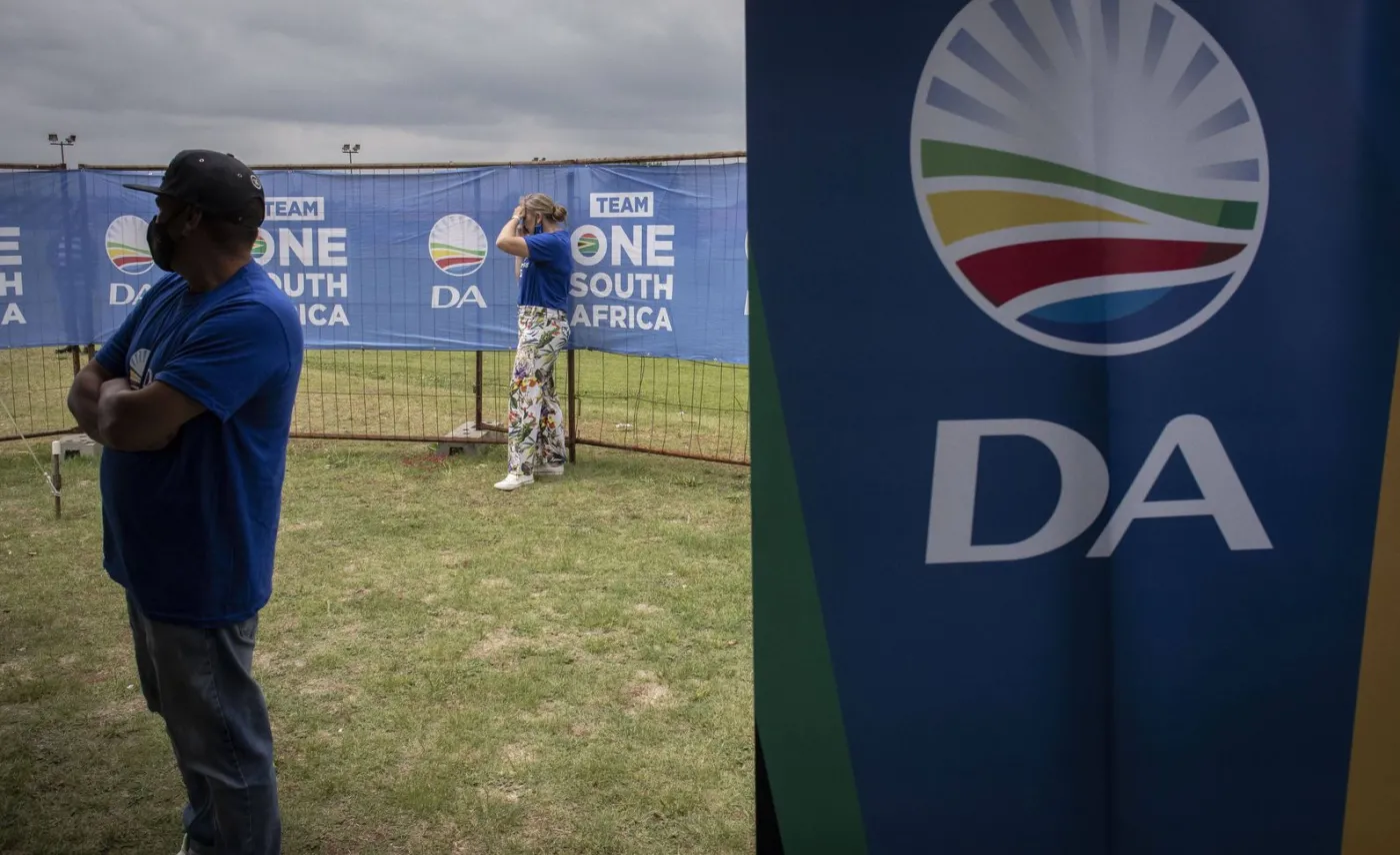 Partia Nelsona Mandeli nie zdobyła połowy głosów. To upadek legendy