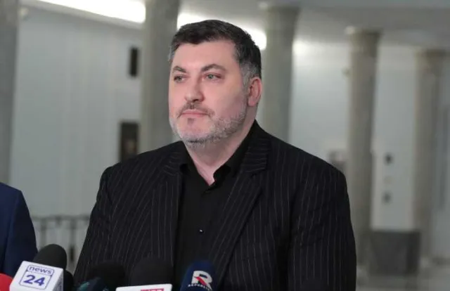 Dziambor: Facebook rości sobie prawo do bycia cenzorem społecznym