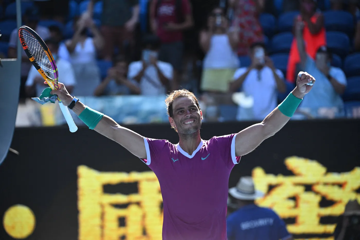 Australian Open. Nadal w półfinale po pięciosetowym boju z Shapovalovem