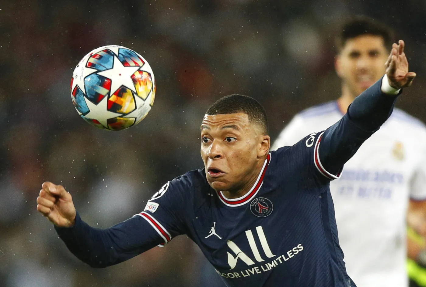 Real przez 94 minuty grał na "zero z tyłu", ale PSG ma Mbappe