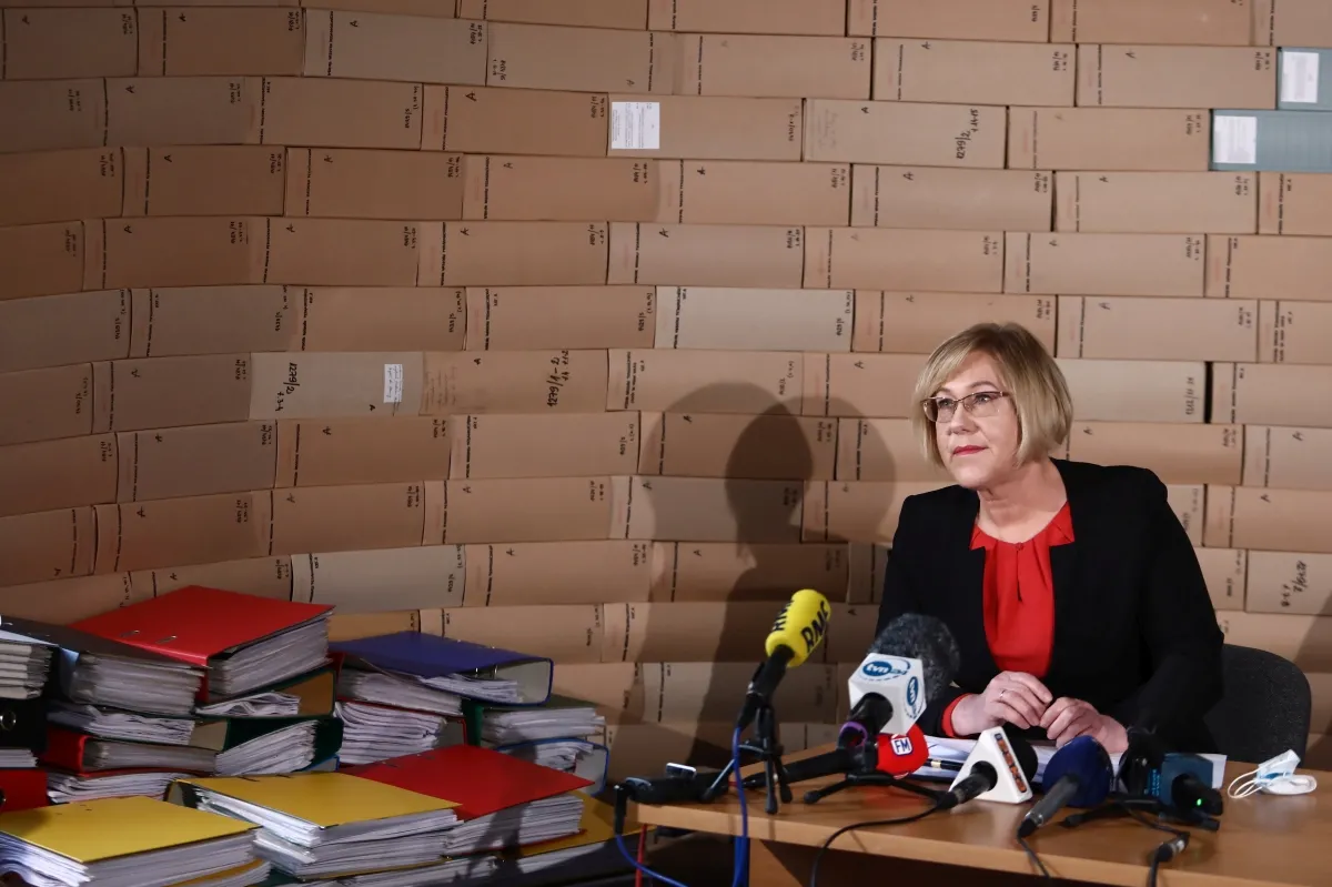 Kurator Nowak: Atak środowisk neomarksistowskich na polskie szkoły jest ogromny