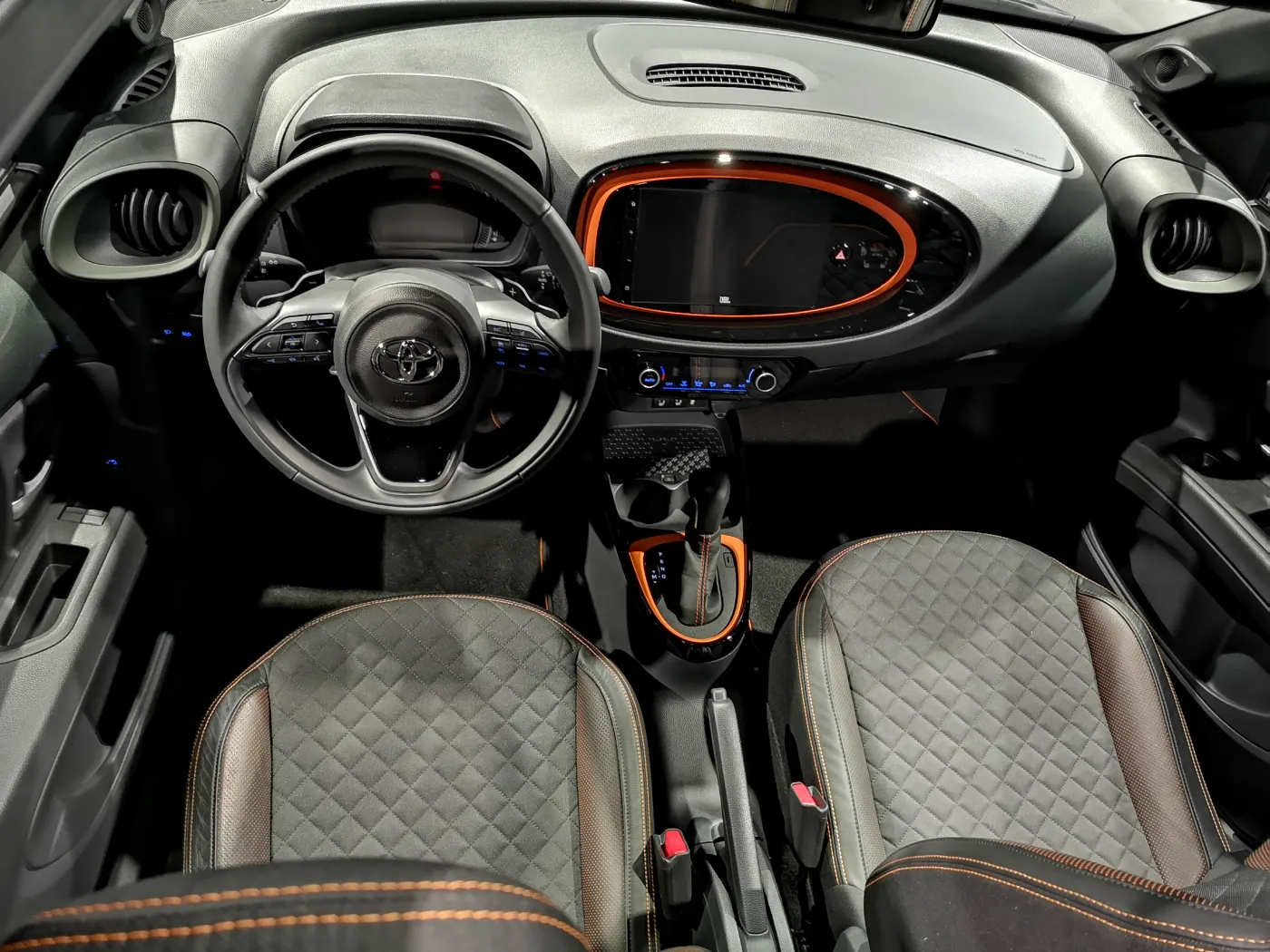 toyota-aygo-x-37324282.jpg