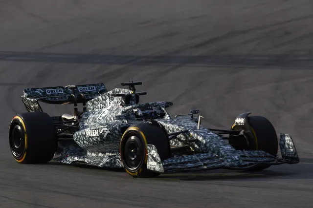 Robert Kubica testował bolid. Przejechał tylko 9 okrążeń toru