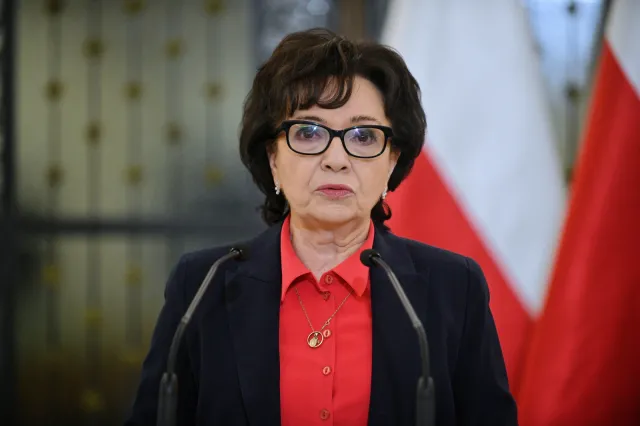 Sejm przechodzi w tryb nadzwyczajny. "Czekamy na ustawę o obronie ojczyzny"