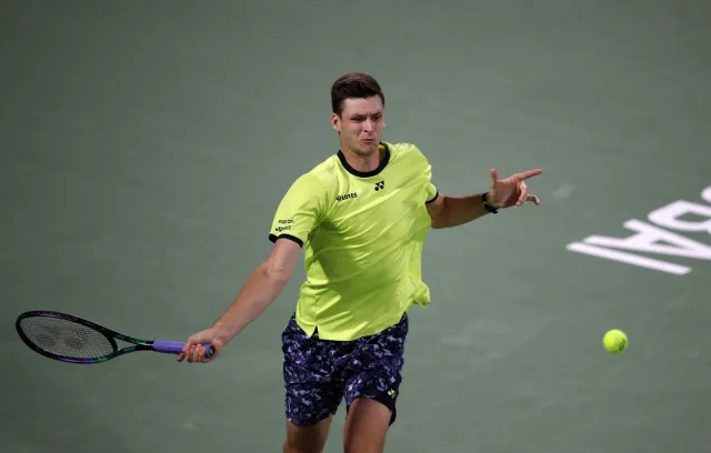 Hurkacz walczył, ale w finale turnieju ATP w Dubaju zagra Rublow
