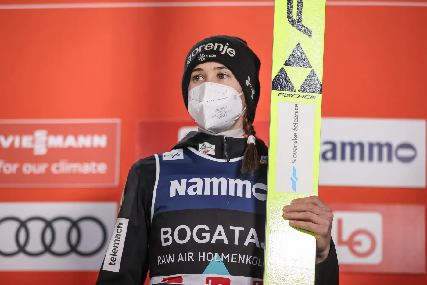 PŚ w skokach. Trzy Słowenki na podium w ostatnich zawodach sezonu