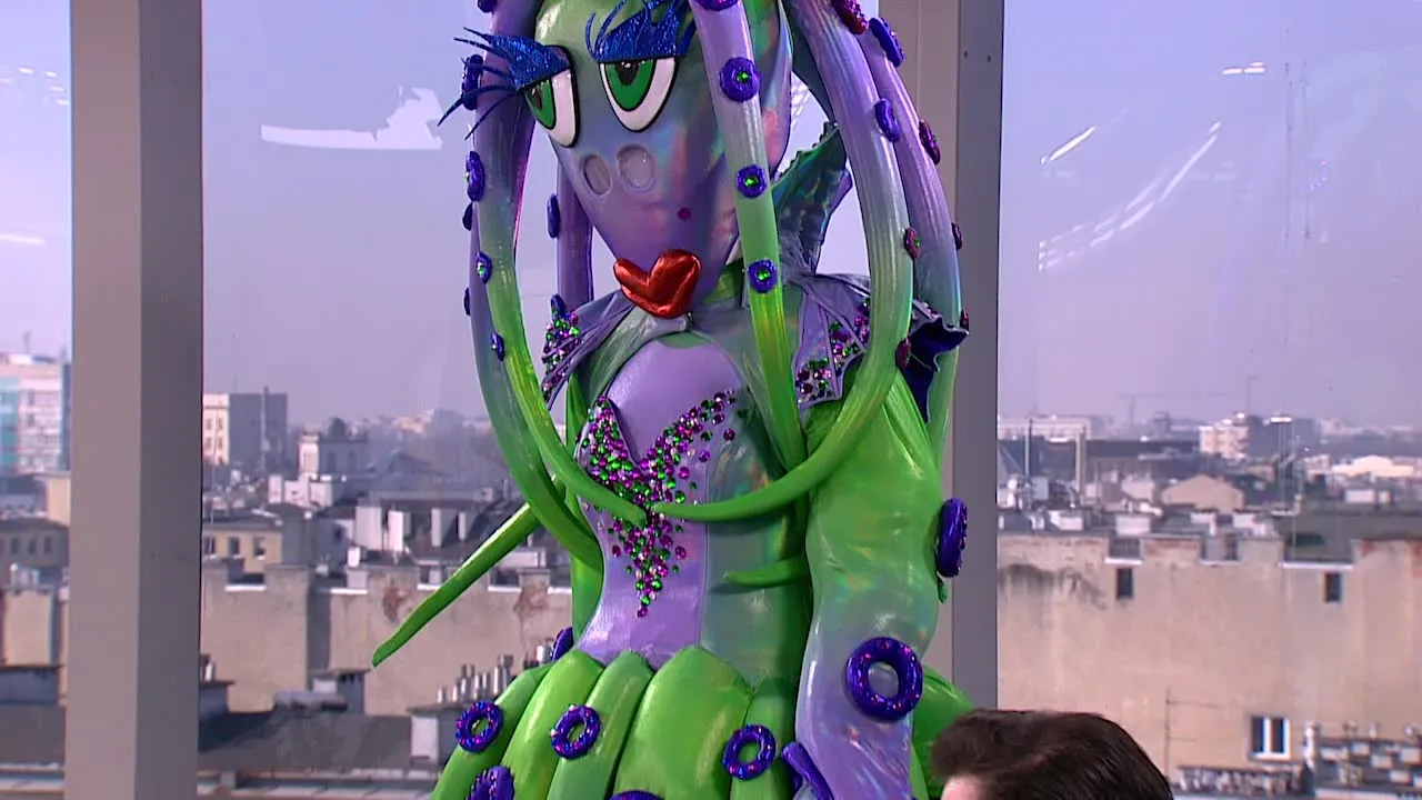 Kolejna gwiazda muzycznego show zdemaskowana