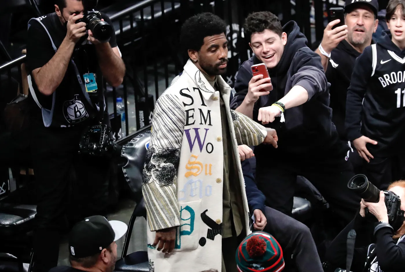 Liga NBA. Kosmiczny mecz Irvinga. Zdobył 60 punktów