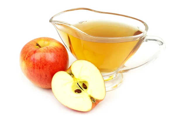 Ocet jabłkowy ułatwia odchudzanie? Czy picie octu jest zdrowe?
