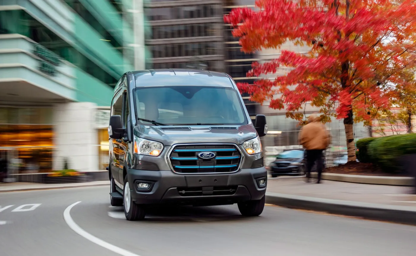 ford-etransit-37410795.jpg