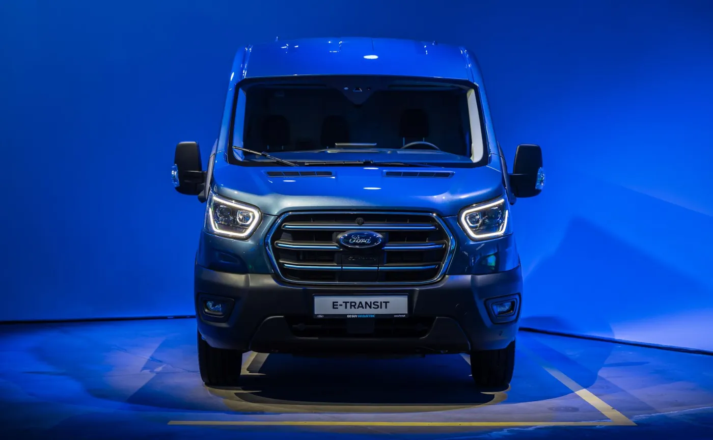 ford-etransit-37411067.jpg