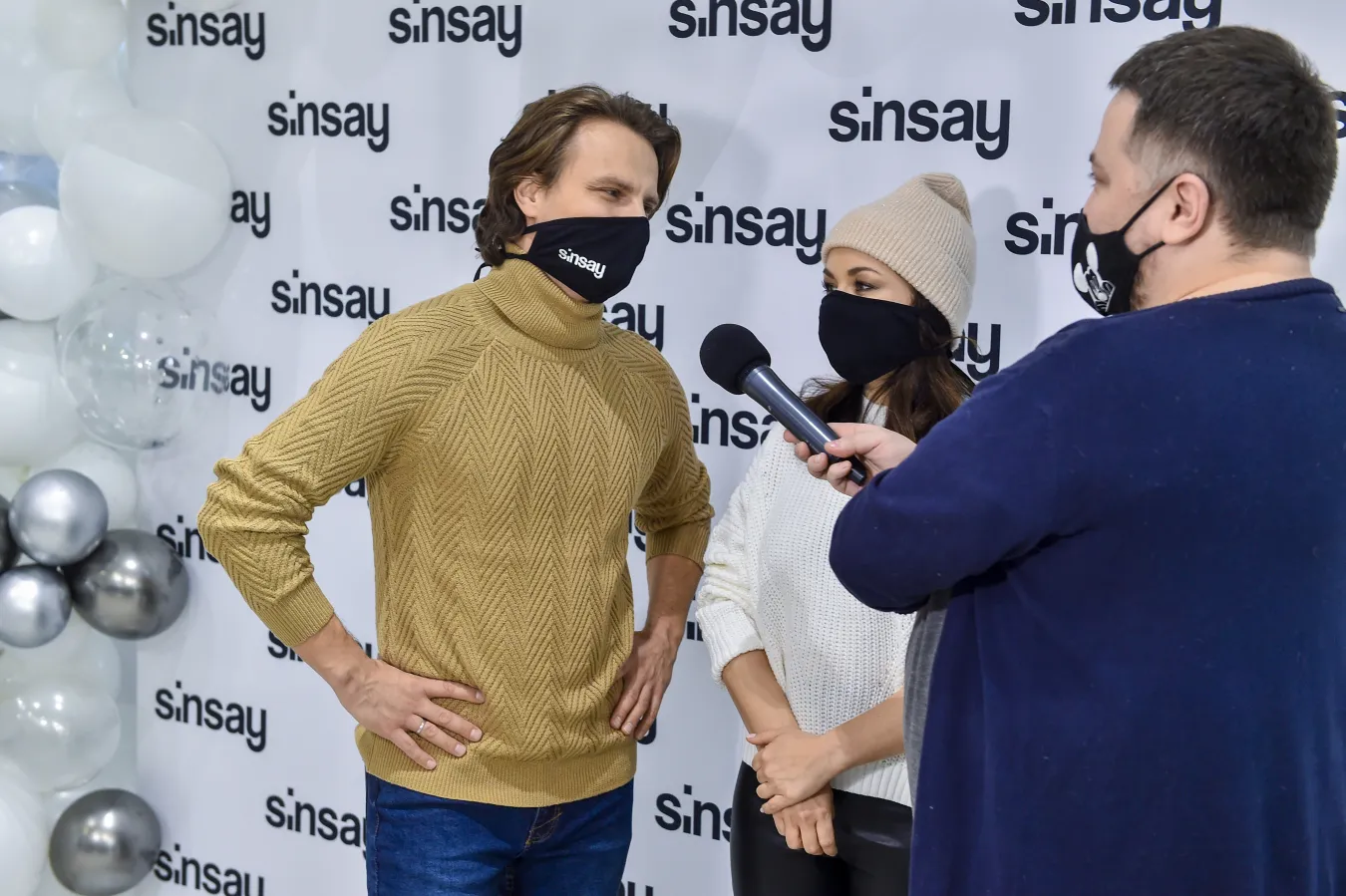 "Miasto kobiet". Hakiel opowie o byciu porzuconym