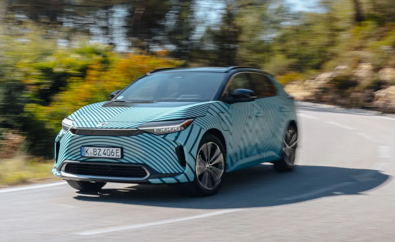 Toyota bZ4X w Polsce kusi ratą. W drodze 30 nowych modeli elektrycznych