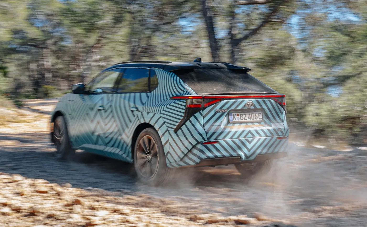 toyota-bz4x-37388184.jpg
