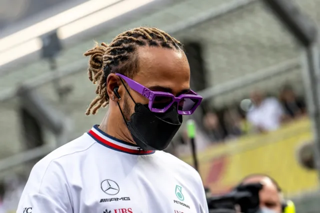 Lewis Hamilton "zadarł" ze swoimi sąsiadami w Londynie