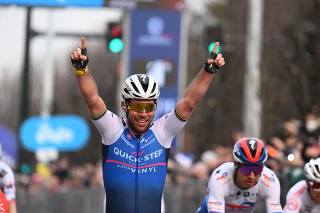 Trzeci etap Giro d'Italia dla Cavendisha. Van der Poel wciąż liderem